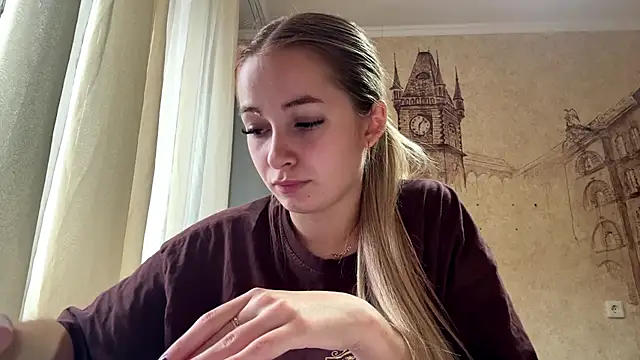 MarkitaHersch - Watch Me Open My Hips 🍑
