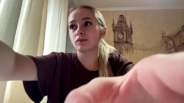 MarkitaHersch - Watch Me Open My Hips 🍑