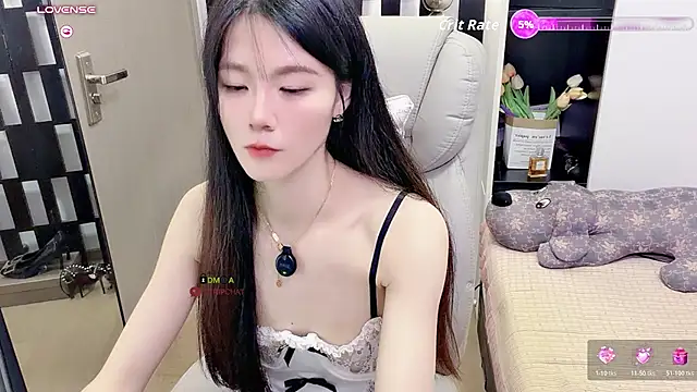 Yueyue-MM - 上空揉胸诱惑哥哥3分钟