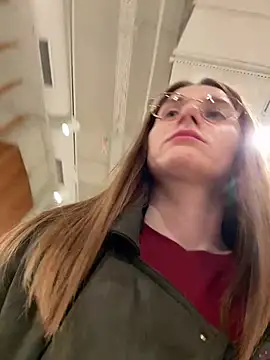 FReyja_44 - Dildo in pussy