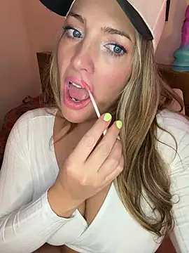 Hollyharmd - Ohhh Mommy 🥰