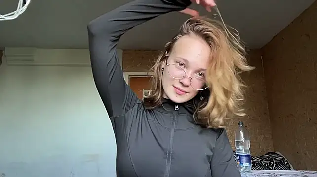 BrittanyLebowitz - kiss you