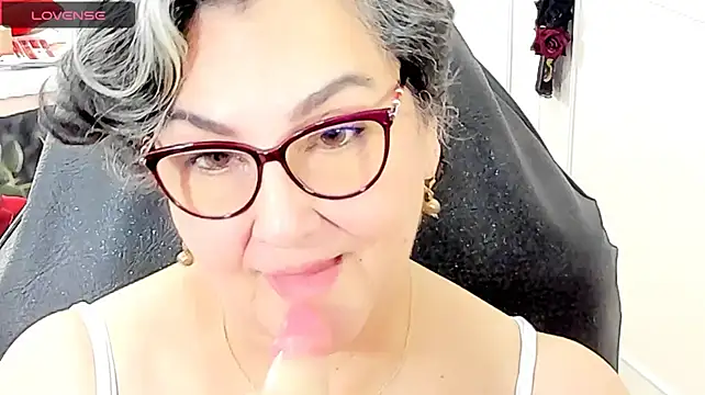 Cataleya_mom