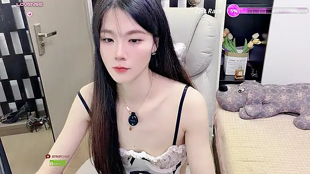 Yueyue-MM - 上空揉胸诱惑哥哥3分钟