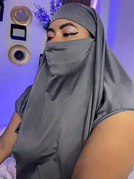 Isa-anbar - dildo in my pussy