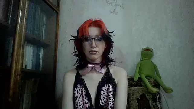 ParisGotowka - Play with my boobs