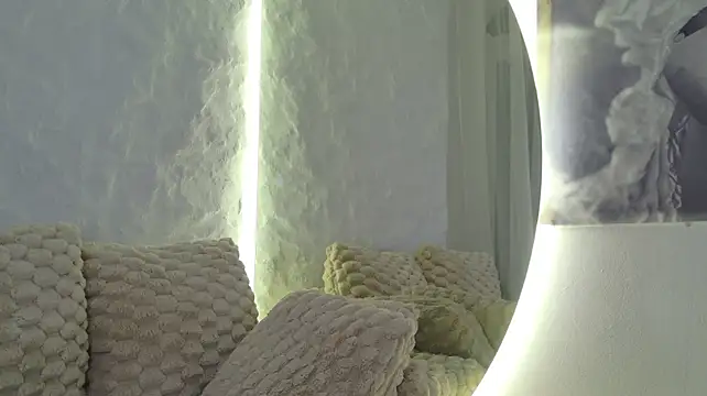 Moniqque - Naughty video for the last tipper