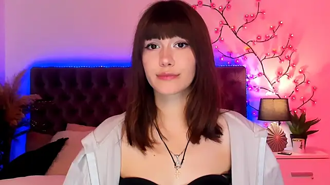 MilanaHotts - Make me squirt )