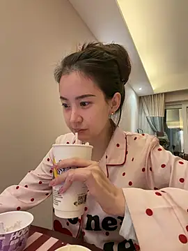Gigi_UwU_ - 全裸跳舞💃🏻naked dance