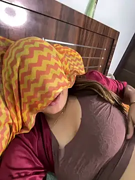 Miss_kanika76 - Pussy fingering