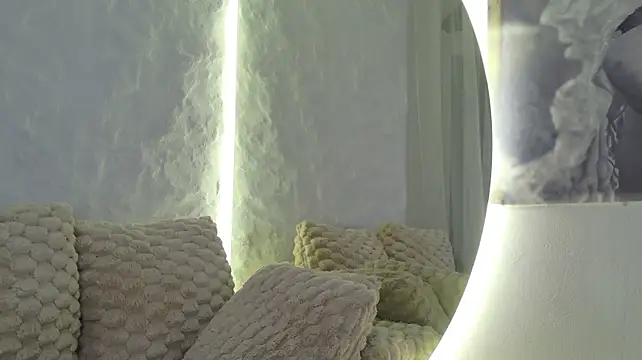 Moniqque - Naughty video for the last tipper