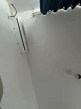 DaianaKimberly - Toy control 3 min ANAL