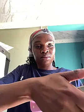 LuciousLips96 - Last tipper request anything