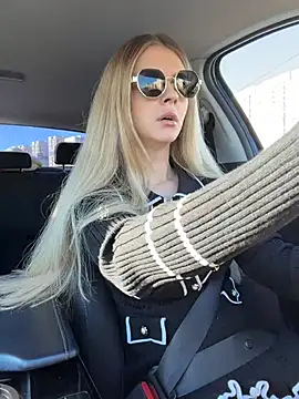 Love_Bri - Make my pussy very good