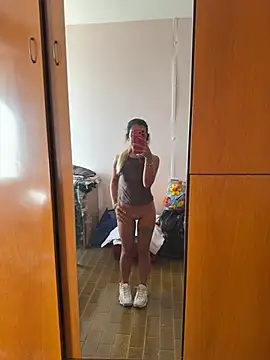 Thegirlofthemirror - Scegli tu