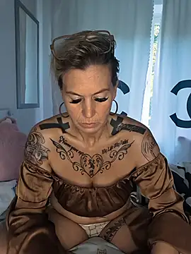 RoxyVale - Fingers on my Pussy with pentis🥵💦