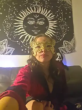 SnowieTheLeopard - Robe Drop (20 sec)