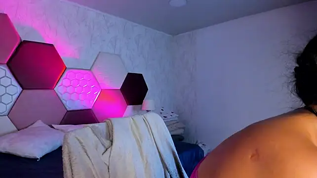 ArielleWilde - Play anal+ control toy x5 min