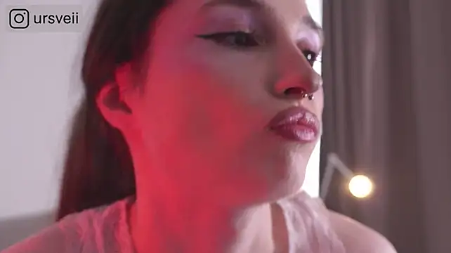 NeonShine - sexy cameltoe