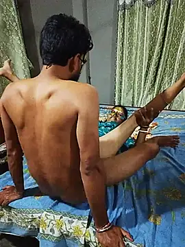 Hot_Urvashi_ - First Day, First Show!