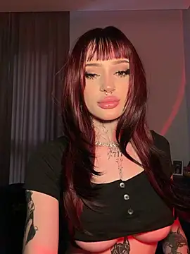 Madelinexx - 🍒Topless dildo Blowjob 🍒