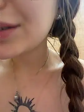 FlashTitsRoyal - SUCK NIPPLES+LOUD MOAN