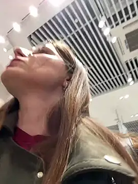 FReyja_44 - Dildo in pussy