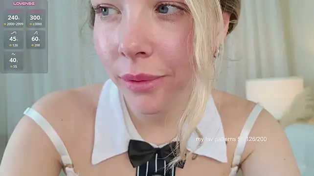 Milly_shy - take off my bra+oil my tits