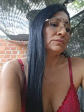 Maturexxxnaughty - I masturbate in front of a stranger