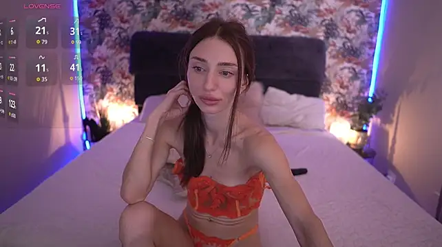 Alice_Arwen - suck dildo