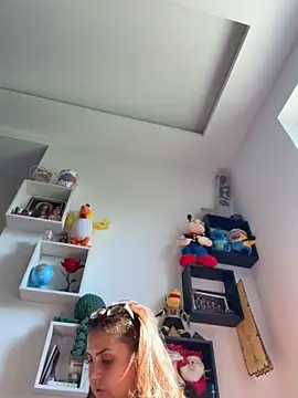 AnneKane - Doggy pose, panties off!🙈Biggest Tip🎁