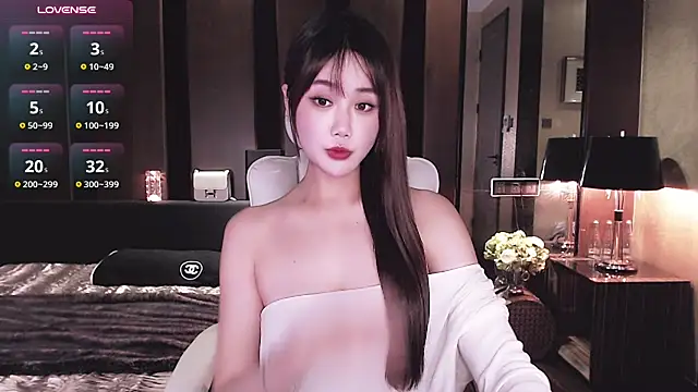 Aurora__77 - 一周不见啦😳 我回来啦