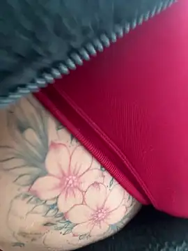 Destinylovex - Truth or dare Lt chooses 🔥