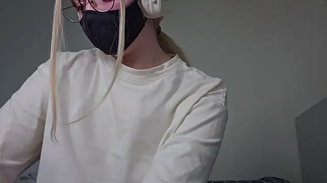 DanaWard - dildo in pussy + doggy style
