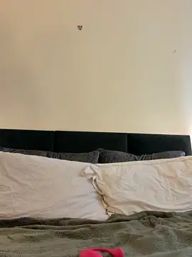 -Alisa - 3 Fingers in pussy