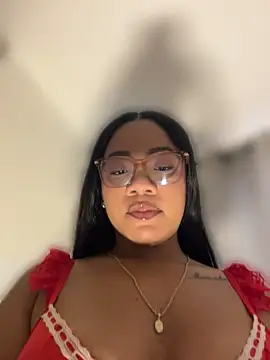 Ashley_Tompson1
