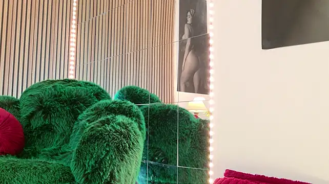 Celia_chanel - make my pussy happy