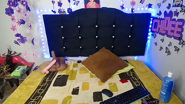 Candy_chloee - make my pussy happy+full naked😈​🍆​