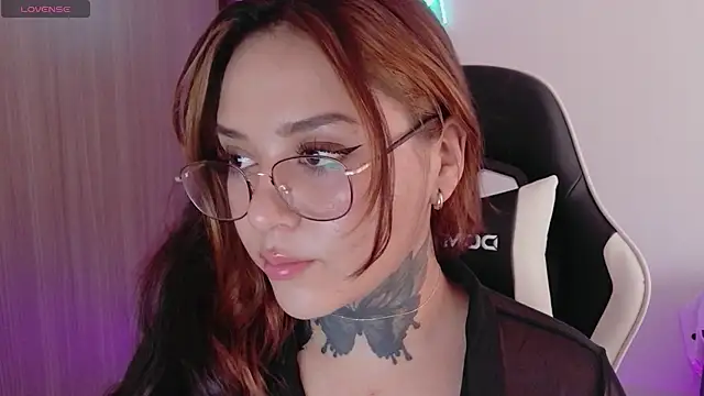 Kim_blake - Fake cum face and hair