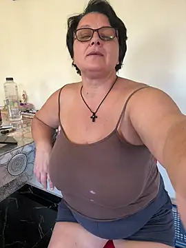 Diana_Diafan - Oil boobs