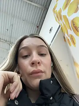 SashaCatt - Masturbation+one finger in pussy🔥