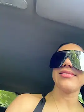 ViolettLuxe - Show boobs