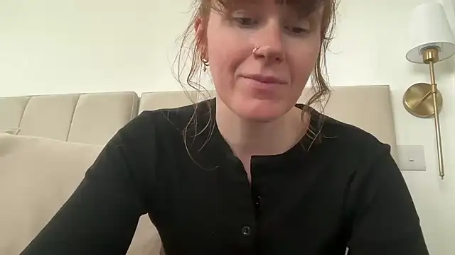 Redheadrosie69 - butt plug in ass