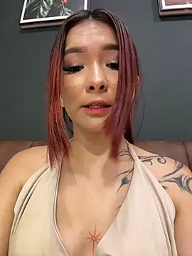 Nai-velvel - Spank boobs pupblic place
