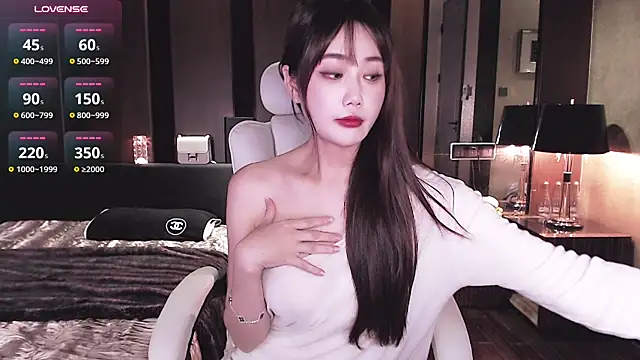 Aurora__77 - 一周不见啦😳 我回来啦