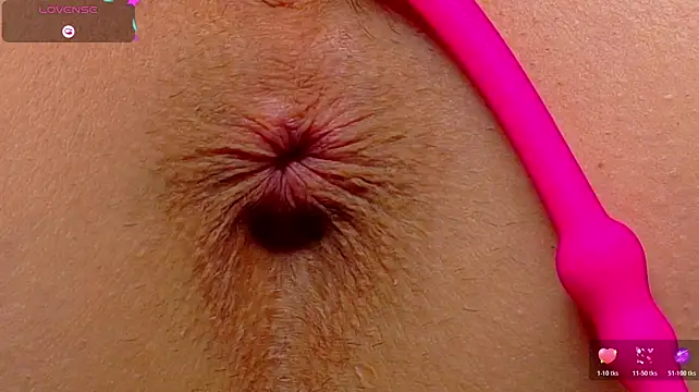 Kriss_brunette_5 - Naked show