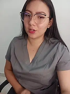 Mia_nala - show a naked ass and spank it 🥵