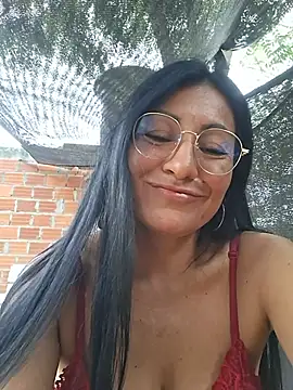 Maturexxxnaughty - I masturbate in front of a stranger