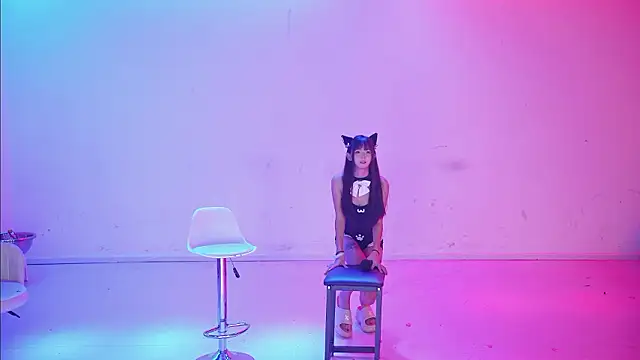 Novagirls-001