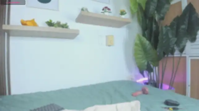 Tiny_isawii - spank ass x10
